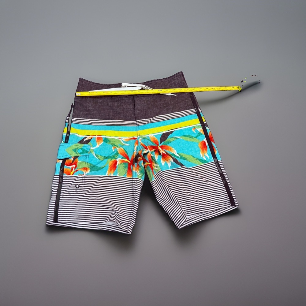 Mossimo Supply Co Men's Board Shorts Size 32 Floral Stripe Tropical Swim Trunks